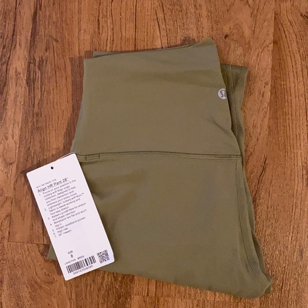 NWT Lululemon Align 28” Leggings